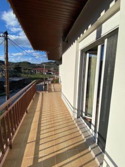 Laki'S House Οροφοδιαμέρισμα Με Σοφίτα Thermo Buitenkant foto